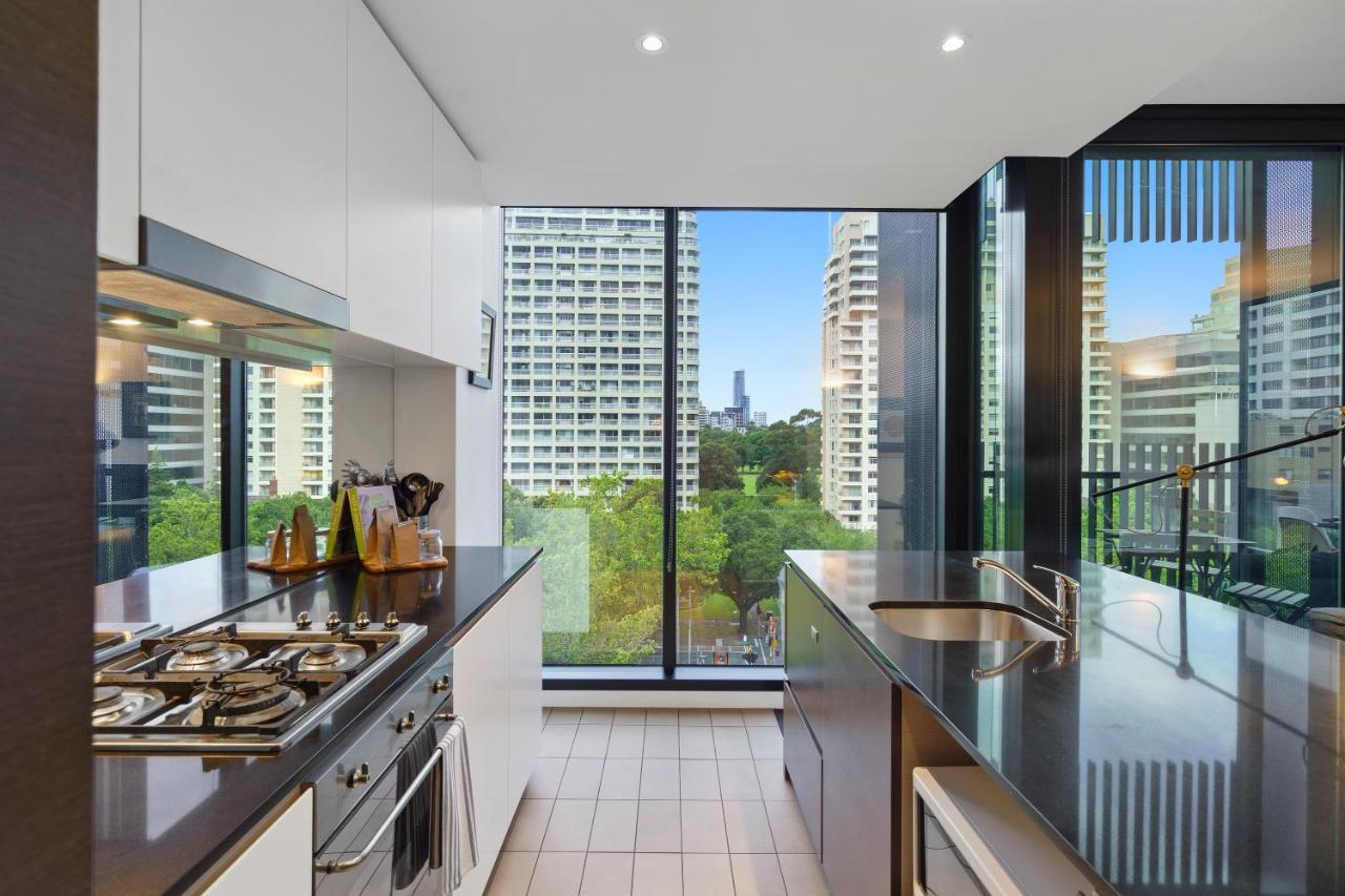 Complete Host Leopold Apartments ملبورن المظهر الخارجي الصورة