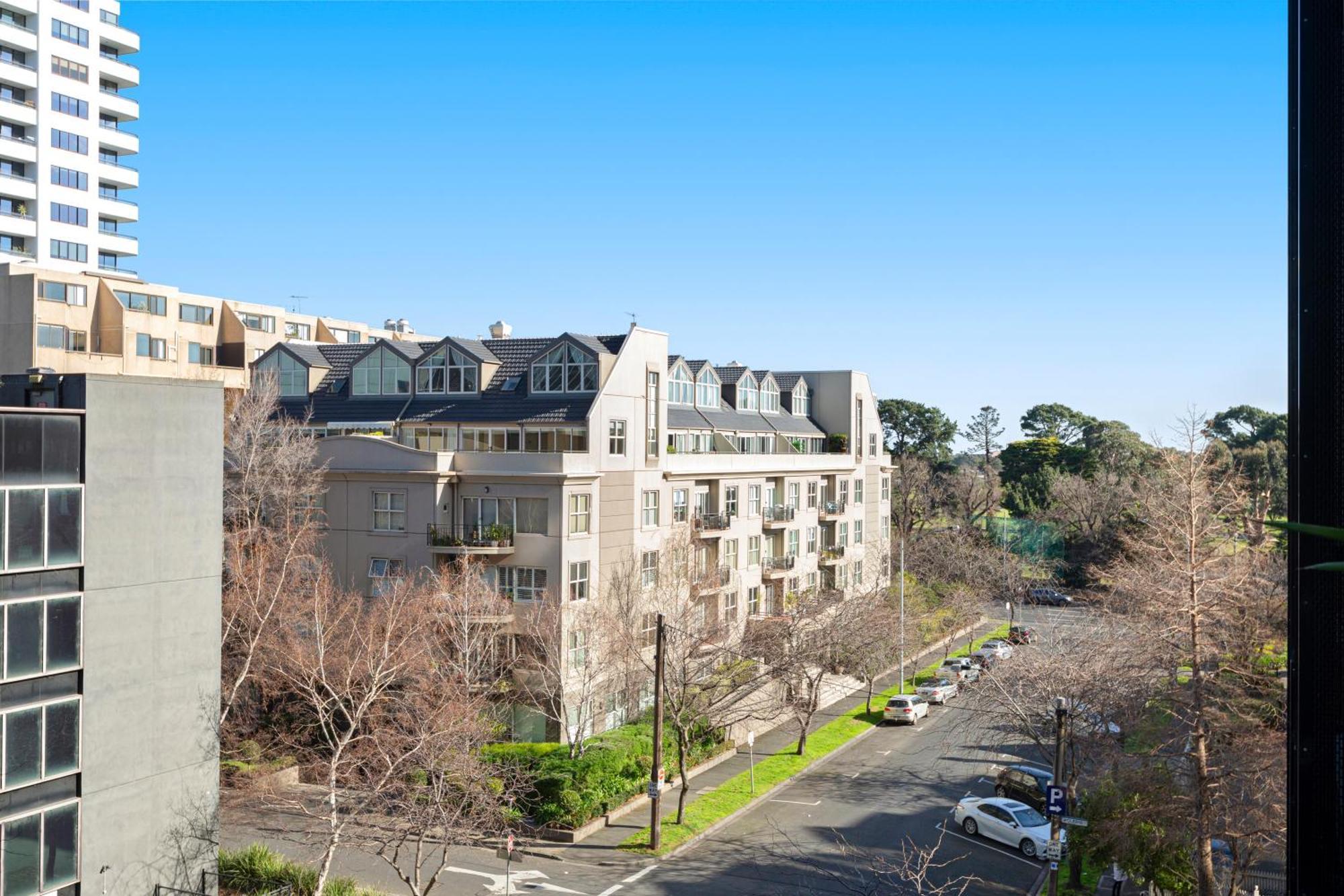 Complete Host Leopold Apartments ملبورن الغرفة الصورة