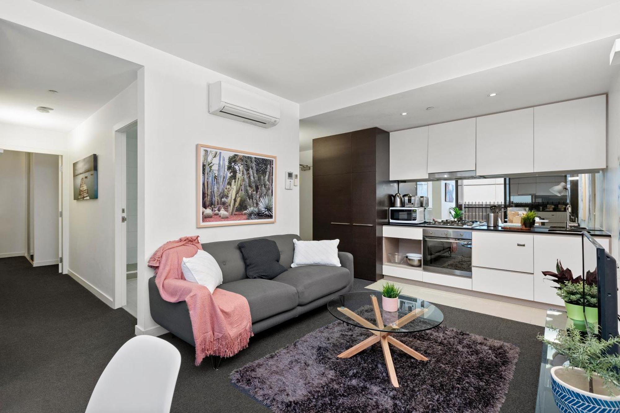 Complete Host Leopold Apartments ملبورن الغرفة الصورة