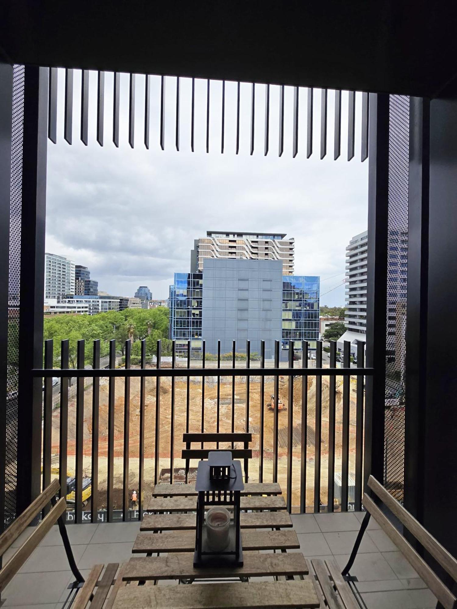 Complete Host Leopold Apartments ملبورن الغرفة الصورة